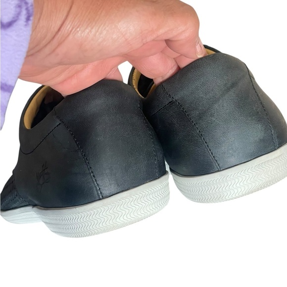 JOHN FLUEVOG soft black color
PERFORATED DERBY SNEAKER size 10 - Picture 10 of 14